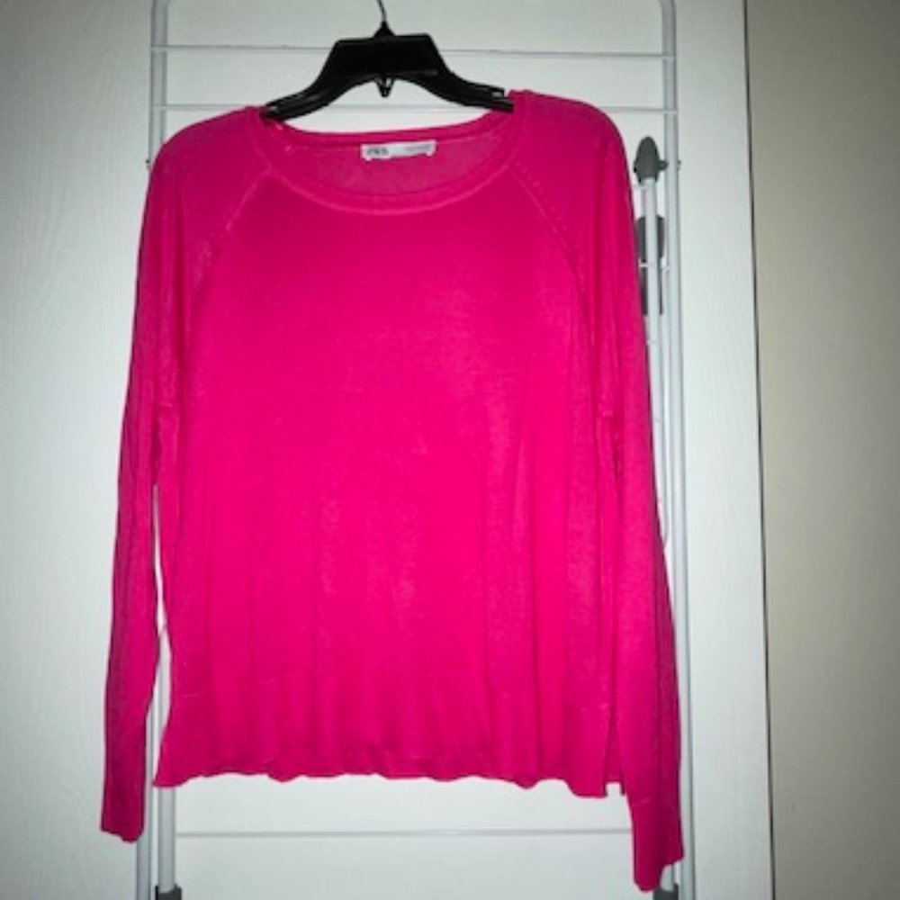 Zara Hot Pink Medium Light Knit Sweater - Never Worn